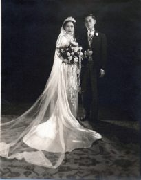 Lillian Chin marries John Watt